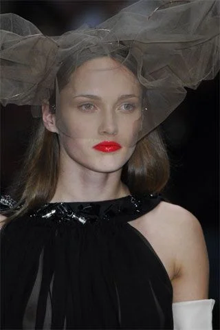 Look 50